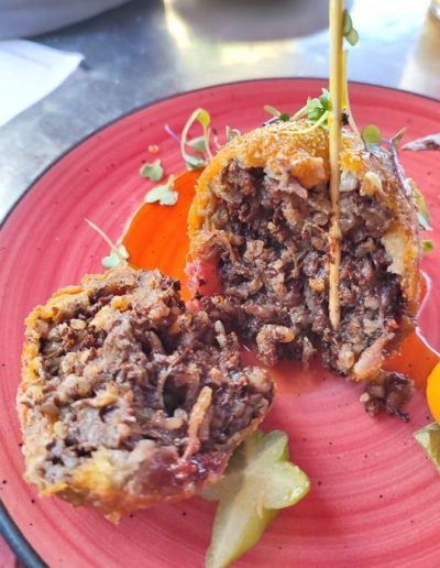 TRUFA de Morcilla de Arroz con MANGO y Cebolla Caramelizada