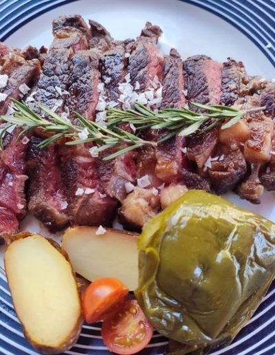 carne a la brasa concinada al gusto del cliente